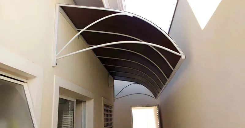 Toldo para Porta de Lona PVC