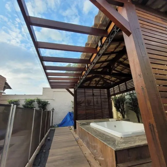 Policarbonato Compacto em Alto da Riviera, São Paulo — Instalação 1